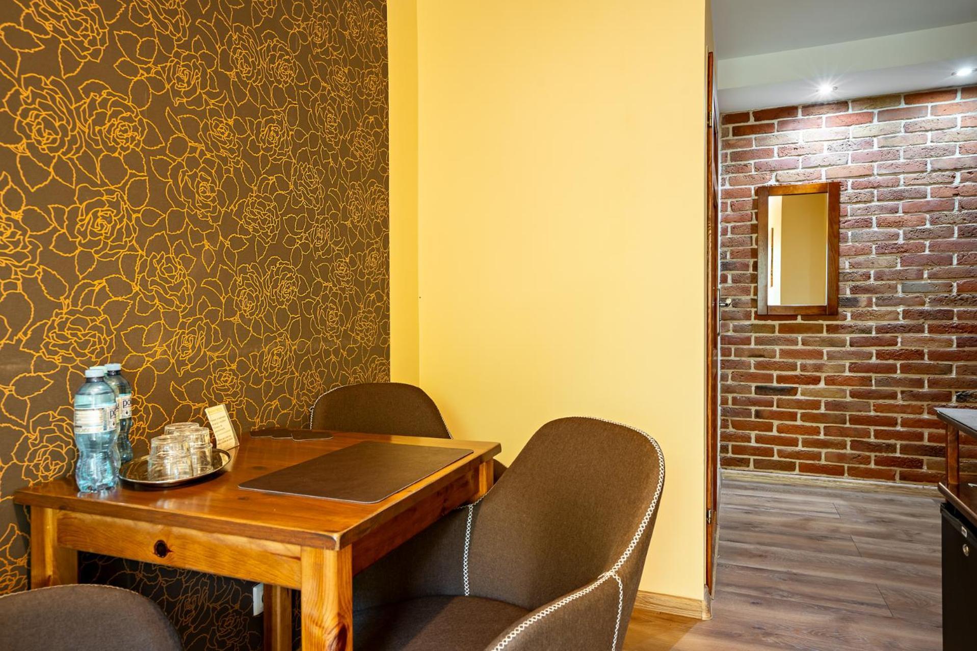 Miejski Bed & Breakfast 3*